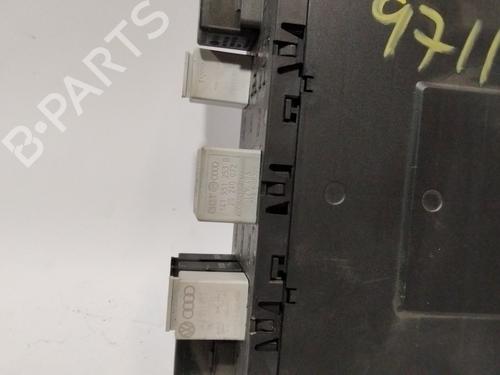 Fuse box VW GOLF V (1K1)  | BP29289158E1 