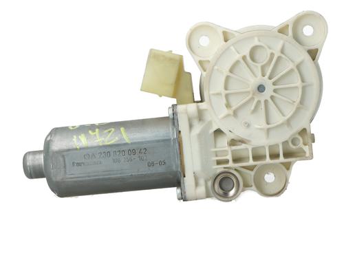 Used Right front window motor Right front window motor MERCEDES-BENZ CLK (C209) [2002-2010] 36039082 36039082