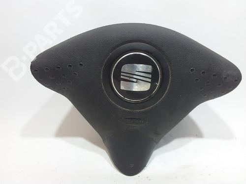 Used Driver airbag Driver airbag SEAT IBIZA II (6K1) 1.4 i (60 hp) 10076247 10076247