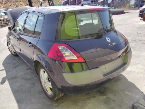 Sikringsdose RENAULT MEGANE II Saloon (LM0/1_) 1.9 dCi (LM0G, LM1G, LM2C) | BP19798526E1 