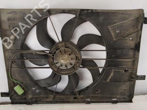 Used Radiator fan Radiator fan OPEL ASTRA J (P10) [2009-2016] 33826200 33826200