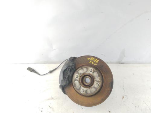 Used Left front steering knuckle FORD FOCUS I Saloon (DFW) 2.0 16V (131 hp) 22386070