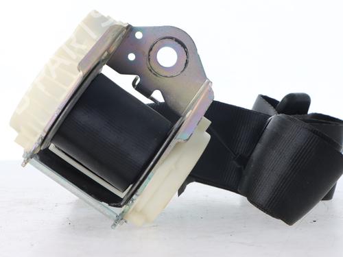 Used Rear left seatbelt FORD FIESTA VI (CB1, CCN) [2008-2026]  32468206