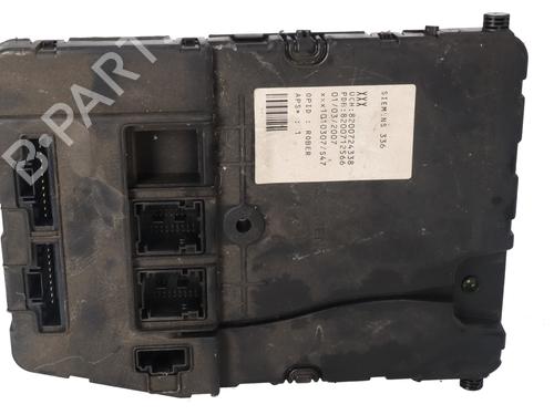 Used Fuse box Fuse box 37262227 37262227