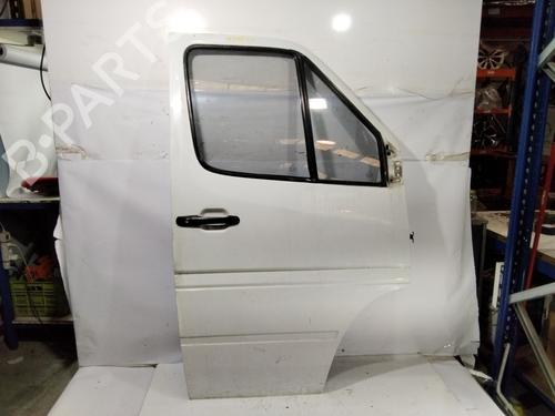Used Right front door Right front door MERCEDES-BENZ SPRINTER 3-t Bus (B903) 313 CDI (903.671, 903.672, 903.673) (129 hp) 33649440 33649440