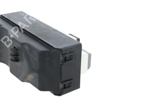 Fuse box LAND ROVER RANGE ROVER VELAR (L560)  | BP29628738E1 