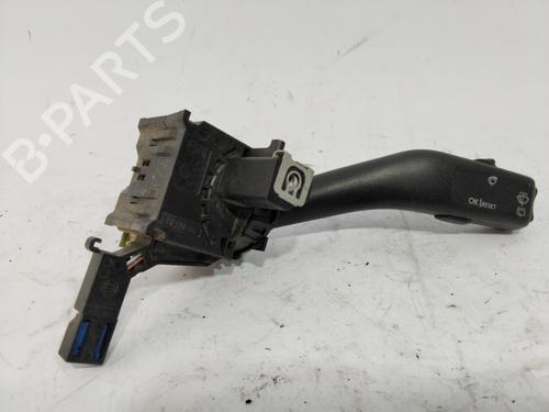 Used Steering column stalk VW GOLF V (1K1) [2003-2010]  28571617