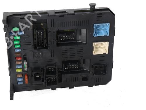 Used Fuse box Fuse box CITROËN C4 I (LC_) [2004-2014] 36535766 36535766