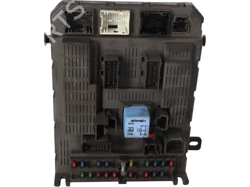 Fuse box CITROËN C5 I (DC_) | BP37013108E1 - Image 1