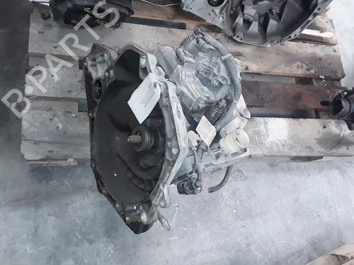 Used Gearbox OPEL MERIVA A MPV (X03) 1.7 DTI (E75) (75 hp) 10345389