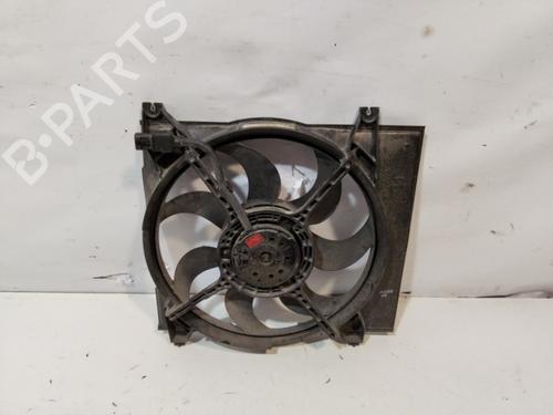 Used Radiator fan HYUNDAI SANTA FÉ I (SM) 2.0 CRDi (113 hp) 29489121