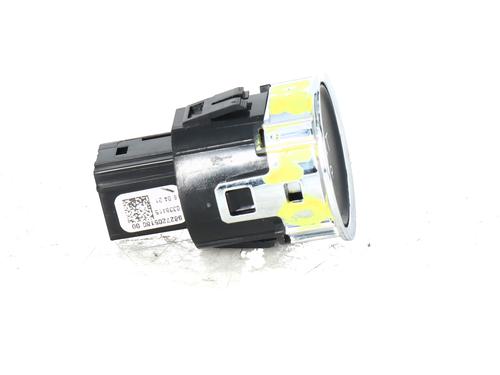 Switch PEUGEOT 3008 II SUV (MC_, MR_, MJ_, M4_)  | BP31939767I30 