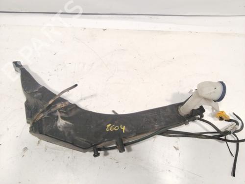 Used Windscreen washer tank PEUGEOT 308 II (LB_, LP_, LW_, LH_, L3_) [2013-2021]  24199753