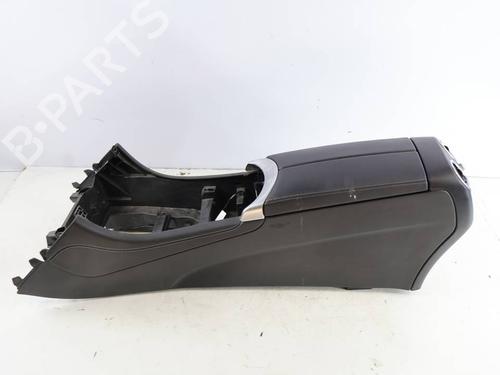 Used Armrest / Center console Armrest / Center console MERCEDES-BENZ GLC (X253) 200 d 4-matic (253.916) (163 hp) 40445650 40445650