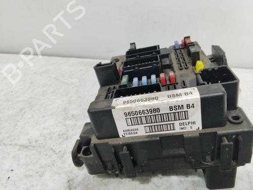 Fuse box PEUGEOT 307 CC (3B) 2.0 16V | BP19404952E1 