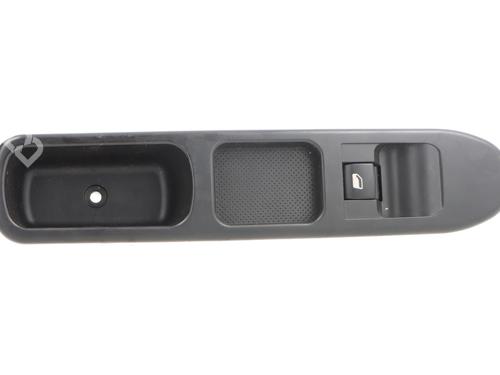 Used Right front window switch Right front window switch PEUGEOT 207 (WA_, WC_) [2006-2015] 33658720 33658720