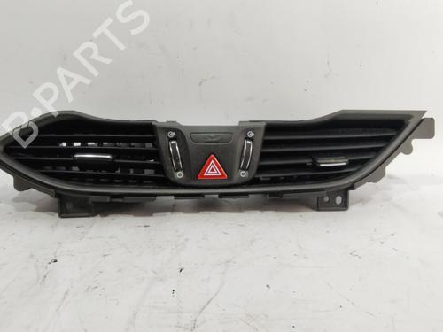 Used Air vent HYUNDAI i30 (PDE, PD, PDEN) 1.6 CRDi (110 hp) 26882761