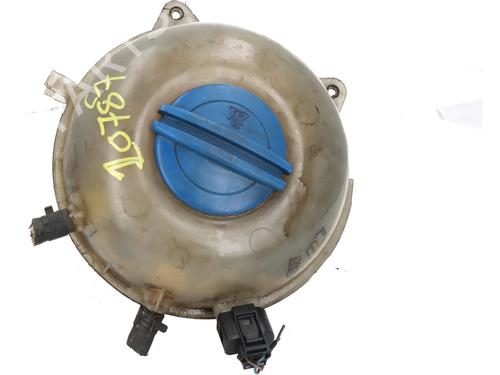 Used Expansion tank VW TRANSPORTER T5 Bus (7HB, 7HJ, 7EB, 7EJ) [2003-2016]  31686279