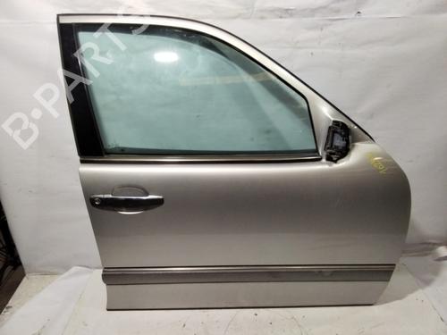 Used Right front door MERCEDES-BENZ E-CLASS (W210) E 320 (210.055) (220 hp) 30200494
