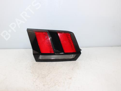 Used Left tailgate light PEUGEOT 3008 II SUV (MC_, MR_, MJ_, M4_) 1.6 BlueHDi 120 (120 hp) 18246161