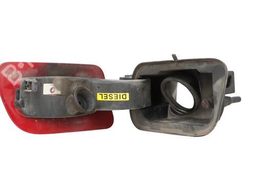 fuel-flap-citroen-c4-picasso-ii-2013-36164168 main image