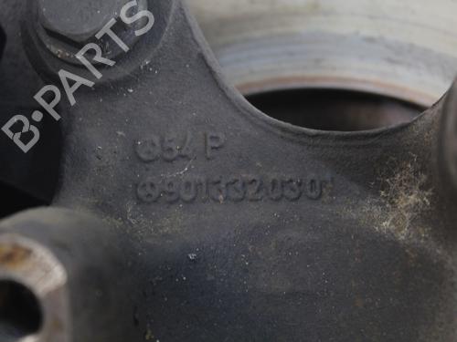 Left front steering knuckle MERCEDES-BENZ SPRINTER 2-t Van (B901, B902) 210 D (901.461, 901.462, 902.461, 902.462) | BP15961349M25 