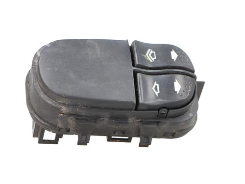 Used Left front window switch Left front window switch FORD FOCUS I (DAW, DBW) 1.6 16V (100 hp) 34222935 34222935