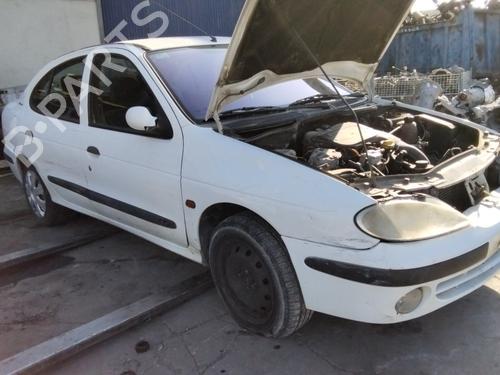 Used Parts RENAULT MEGANE I Classic (LA0/1_) 1.9 dTi (LA1U) (80 hp) 2617952