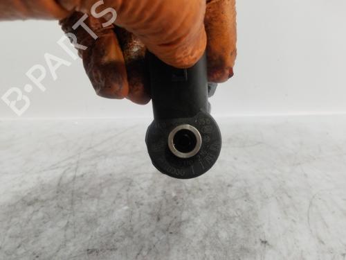 Injector BMW 3 (E90) 320 d (163 hp) 31116346