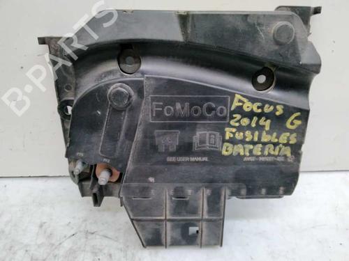 Used Fuse box FORD FOCUS III [2010-2020]  12315203