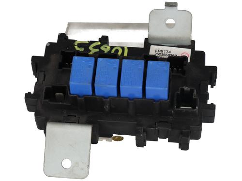 Caixa de fusíveis RENAULT KOLEOS I (HY_) 2.0 dCi (HY0K) (150 hp) 31267626