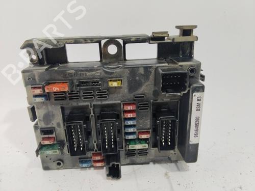 Used Fuse box CITROËN XSARA Coupe (N0) 1.4 HDi (68 hp) 29078852