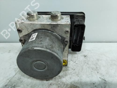 Used ABS pump FIAT 500L (351_, 352_) 1.3 D Multijet (199LXY1A, 199LXY11) (84 hp) 20225995