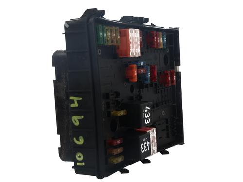 Fuse box AUDI A3 (8P1) 2.0 FSI | BP31307497E1 - Image 2