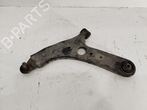 Used Left front suspension arm HYUNDAI i30 (FD) [2007-2012]  32423419