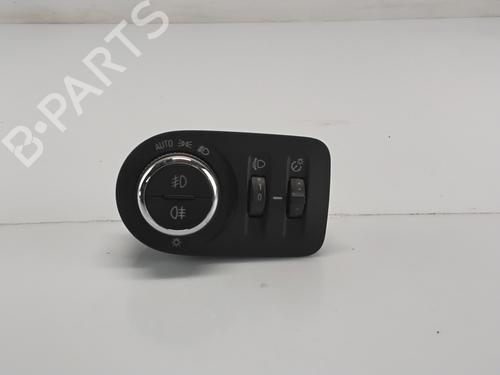 Used Headlight switch OPEL ASTRA K (B16) 1.4 Turbo (68) (150 hp) 28670505