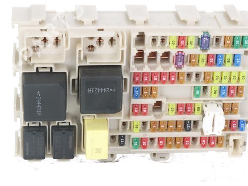 Used Fuse box Fuse box 36915909 36915909