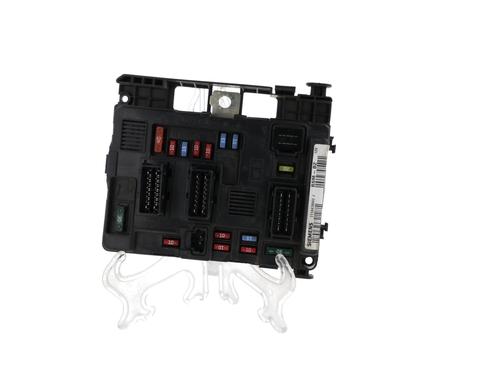 Used Fuse box PEUGEOT PARTNER MPV (5_, G_) [1996-2025]  29124777