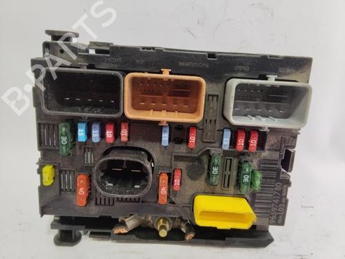 Fuse box CITROËN C3 I (FC_, FN_) 1.4 HDi | BP24650585E1 