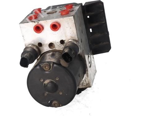 Used ABS pump ABS pump MERCEDES-BENZ A-CLASS (W168) A 160 (168.033, 168.133) (102 hp) 36469800 36469800