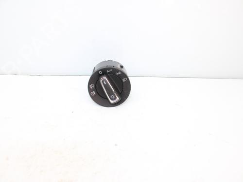 Used Headlight switch SEAT LEON (5F1) [2012-2021]  16376415