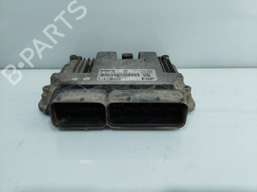 Used Engine control unit (ECU) OPEL VECTRA C (Z02) [2002-2009]  19804637