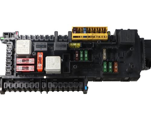 Fuse box MERCEDES-BENZ C-CLASS (W204) C 180 CDI (204.000) | BP32182223E1 - Image 3