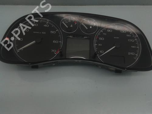 Used Instrument cluster PEUGEOT 307 SW (3H) [2002-2009]  8811726