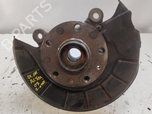 Used Right front steering knuckle SEAT ALTEA XL (5P5, 5P8) [2006-2015]  31206240