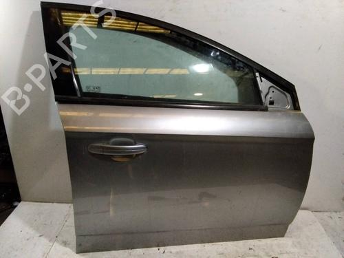 Used Right front door FORD MONDEO IV (BA7) 2.0 TDCi (130 hp) 19094846