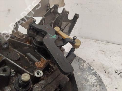 Gearbox CITROËN C5 I (DC_) 2.0 16V HPi (DCRLZB) | BP27468355M3 