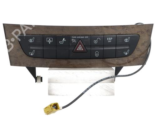 Used Warning switch Warning switch MERCEDES-BENZ CLS (C219) CLS 320 CDI (219.322) (224 hp) 34122604 34122604