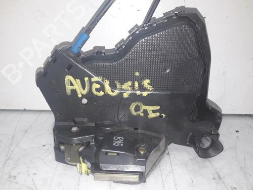 Used Front left lock TOYOTA AVENSIS (_T25_) [2003-2008]  8579758