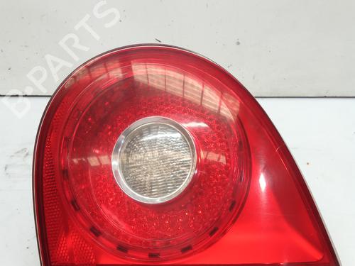 Used Right taillight VW GOLF V (1K1) 1.4 TSI (122 hp) 8582835